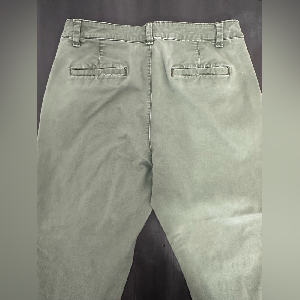 GAP Olive Green Girlfriend Khakis - Picture 4 of 9